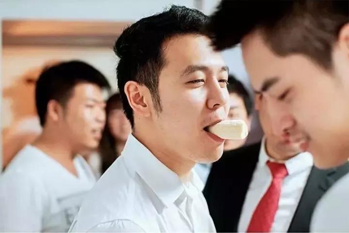 科技与浪漫交织，最新接亲堵门游戏开启智能互动新纪元