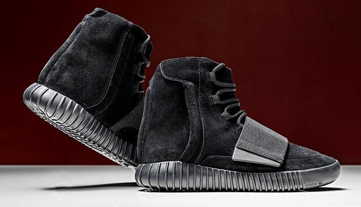 Yeezy最新款，变化的力量，自信与成就感的时尚源泉
